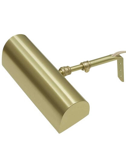 Traditional 8 inch Picture Light - Title 20 Compliant in Satin Brass.